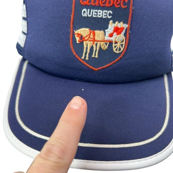 Vintage Québec Snapback Mesh Trucker Hat - Picture 8 of 15